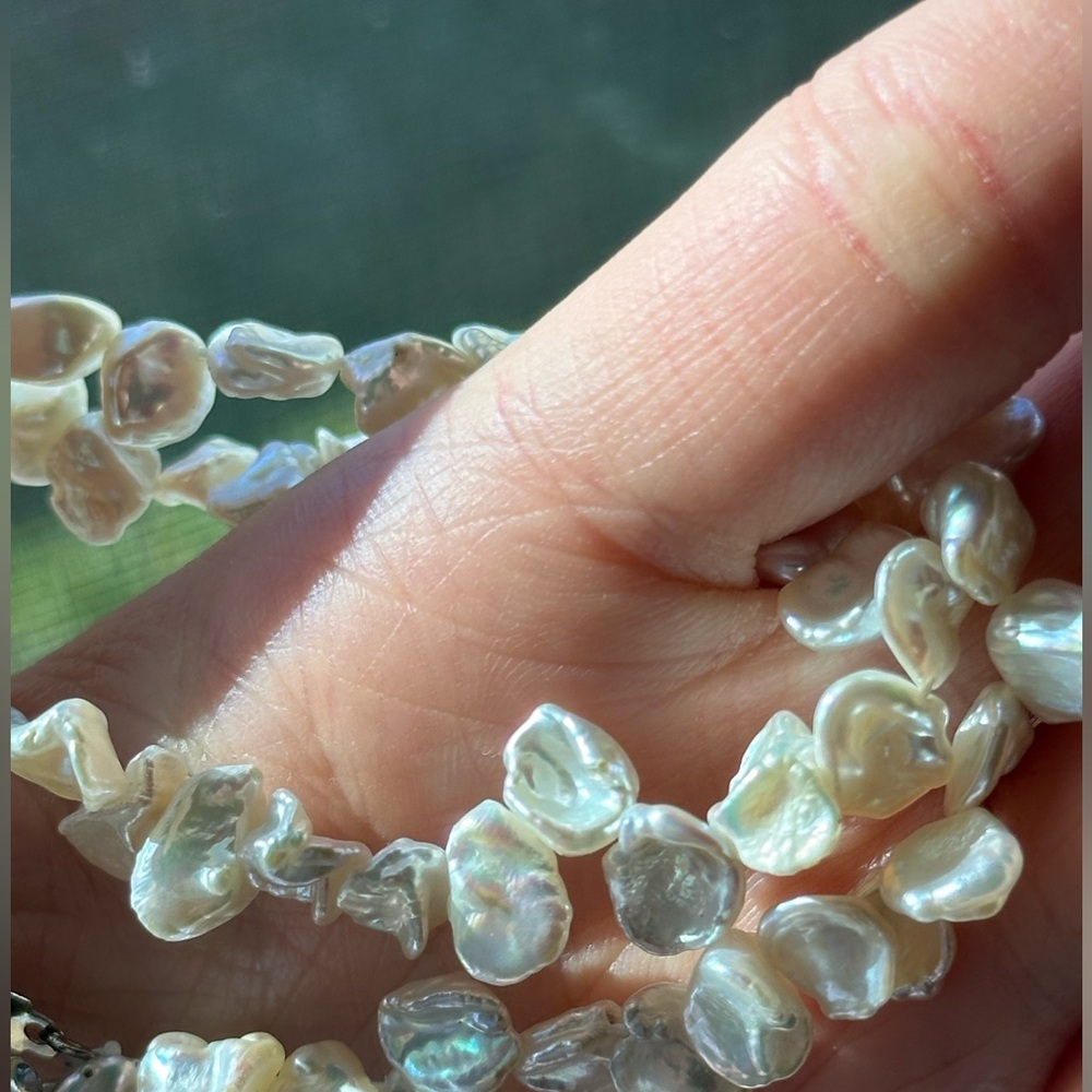 Elegant Pearl Necklace